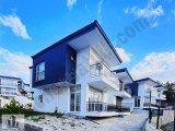 Aydın  Kuşadası  Soğucak Mahallesin'de Satılık Havuzlu Villa