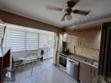 Karabağlar Basın Sitesi Mahallesi Metro yakın merkezi konumda Satılık Daire