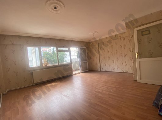 SAKARYA CD ÜZERİ EKONOMİ ÜNİVERSİTESİ YAKINI 2+1 ARAKAT DAİRE