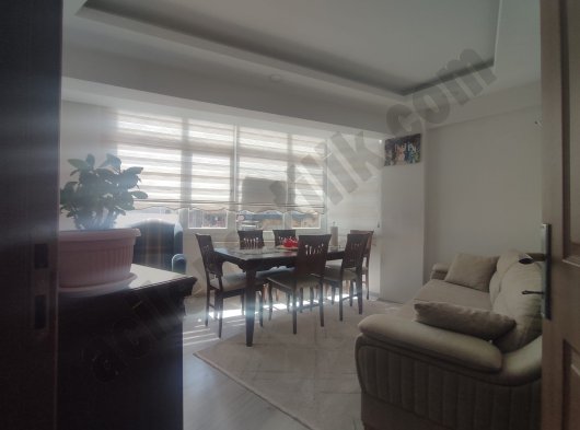 SAKARYA CD PARALELİNDE FERAH KULLANIŞLI 120 M2 3+1 ARAKAT DAİRE