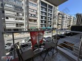 Uzlaş'tan Mithatpaşa Caddesin'de Kiralık köşe Cepheli  3+1 doğalgazlı arakat Daire
