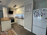 Konak Ş.Nihat Bey Caddesin'de Kiralık Eşyalı 1+1 Otoparklı Yeni Daire