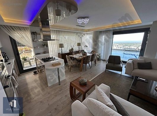 Narlıdere Miss İzmir Residans'da Satılık Eşsiz Manzaralı, Lüks 3+1 Daire