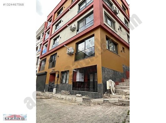 UZLAŞ'tan İzmir Barbaros Mahallesin'de Kiralık Eşyalı 1+1 Arakat Daire
