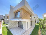 Seferihisar Mersin Alanı Denize 350 m, Havuzlu Ve Yerden Isıtmalı Lüks Köşe Villa
