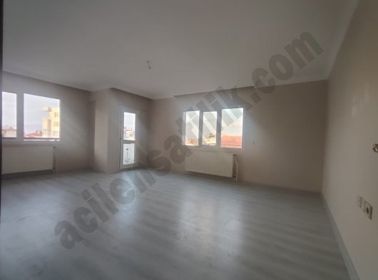 Onur Mahallesi Vali Kutlu Aktaş Yanında 140 M2 3+1 Kiralık Daire video kapağı