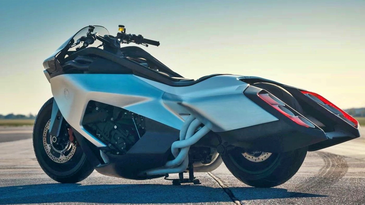 BMW Motorrad Vision K18 Tanıtıldı Dev Cruiser Konsept Göz Kamaştırdı_1