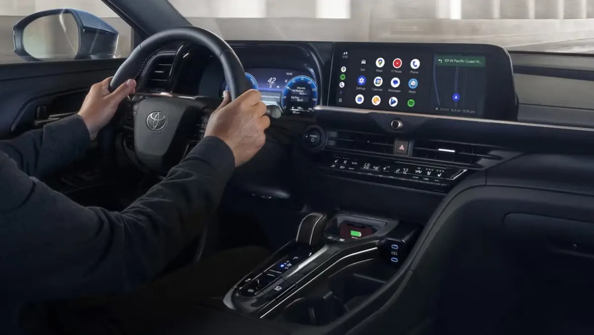 https://acilensatilik.com/yeni-toyota-3
